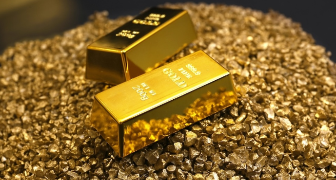 Altın Fiyatları Tarihi Zirvelerini Yeniledi: Gram Altın 8 Bin TL Eşiğini Aştı